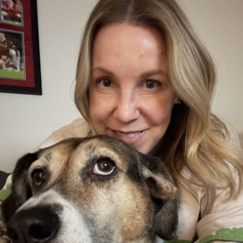 Lindsay Willard hover Leanne Tanner, LVT - Regulatory Compliance Leader